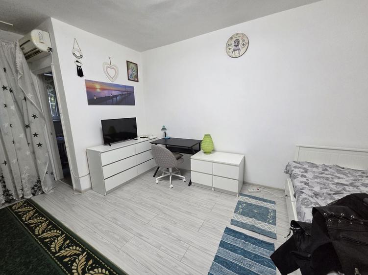 Proprietar inchiriez garsoniera str Sibiu - 1