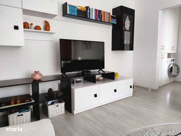 Apartament cu 3 camere în Nufărul