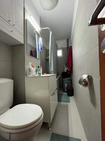 Apartament cu 2 camere semidecomandat, mobilat în Tipografilor