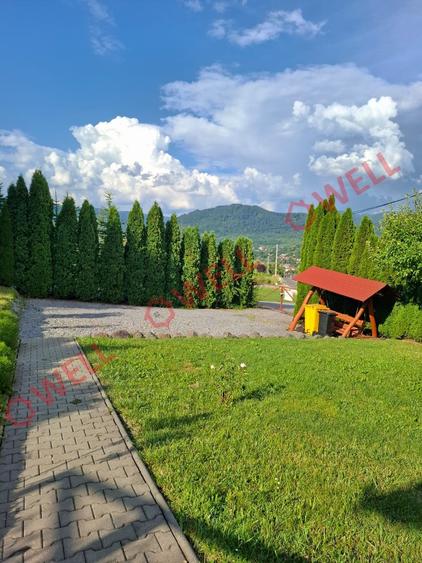 Casă individuală cu 4 camere cu Teren 700 Mp în Sovata