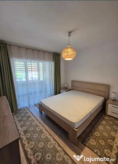 Apartament cu 2 camere semidecomandat în Răcădău