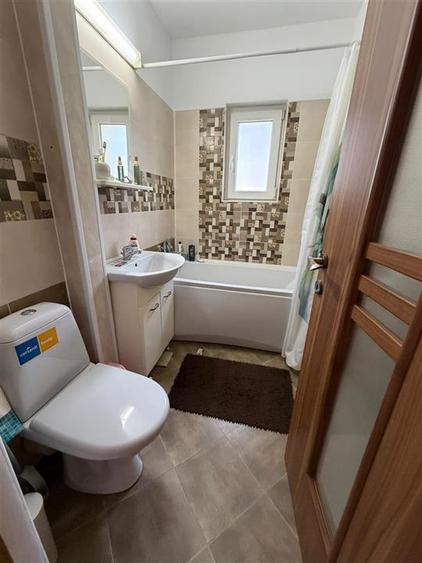 Apartament cu 2 camere semidecomandat, mobilat în Gară