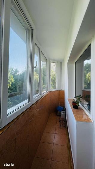 Apartament cu 2 camere semidecomandat în Grivița