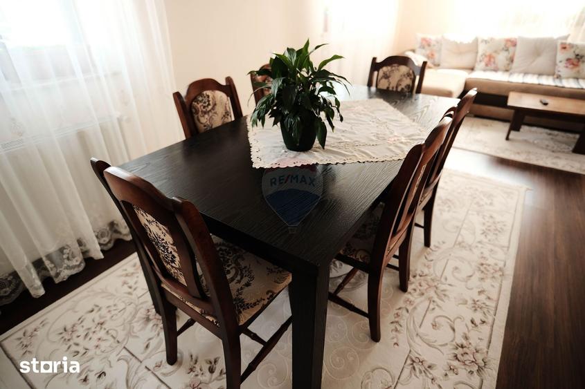Casă cu 4 camere cu Teren 400 Mp în Central