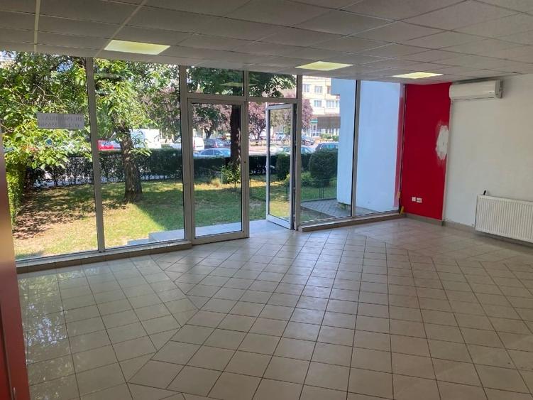 Spațiu comercial, de 95 mp, în Gării