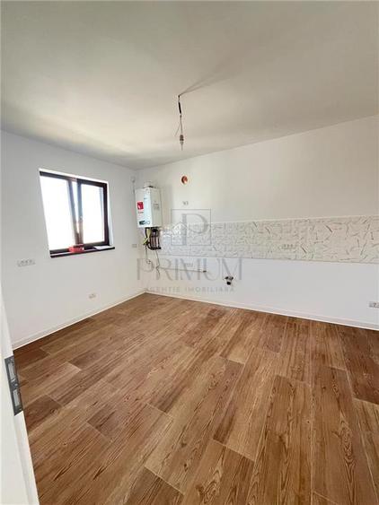 Duplex cu 4 camere cu Teren 440 Mp în Giroc