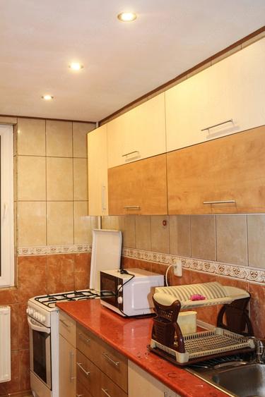 Apartament cu 2 camere semidecomandat în Vitan