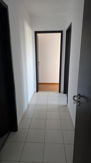 Apartament cu 3 camere decomandat în Berceni