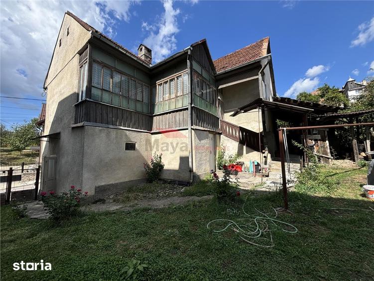 Casă cu 5 camere cu Teren 520 Mp în Central