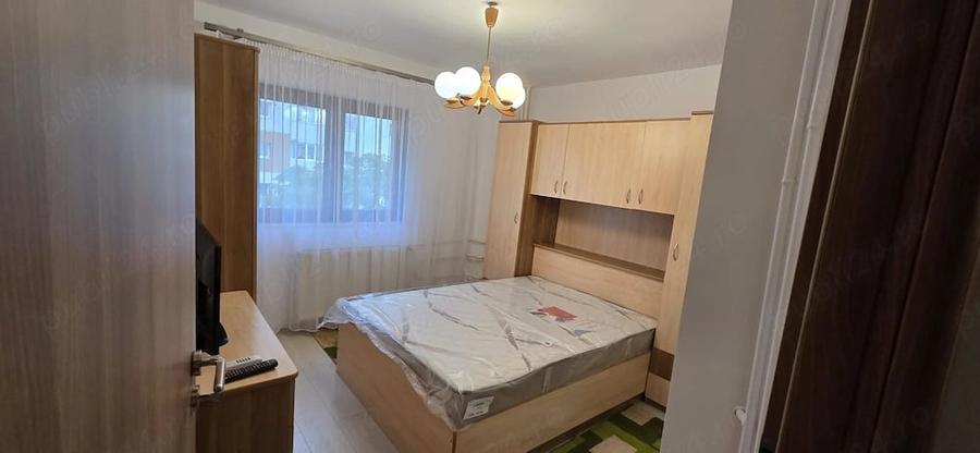 Apartament cu 3 camere decomandat, mobilat în Turda