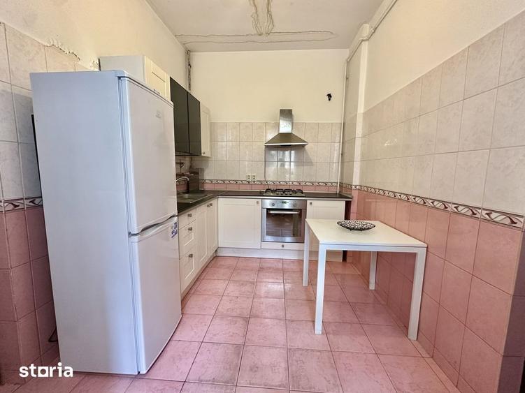 Casă cu 3 camere cu Teren 500 Mp în Unirii