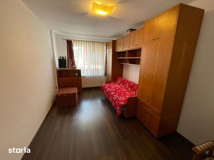 Casă cu 4 camere cu Teren 77 Mp în Florești