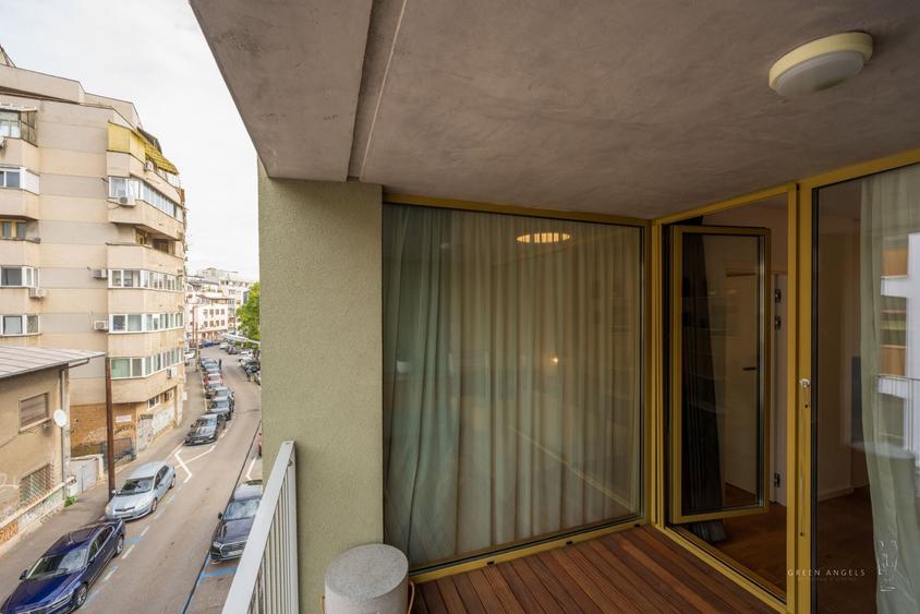 Apartament cu 2 camere semidecomandat în Victoriei