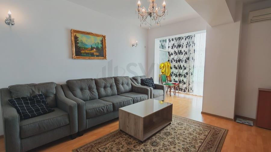 Apartament cu 2 camere semidecomandat, mobilat în Nord