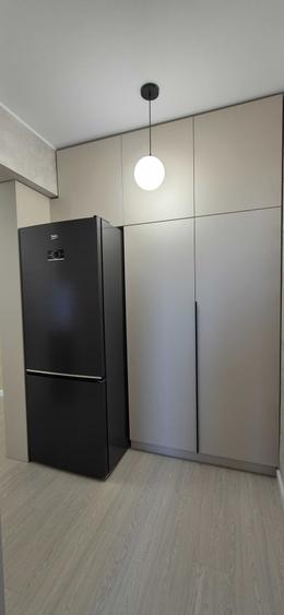 Apartament cu 3 camere decomandat în Exterior Vest