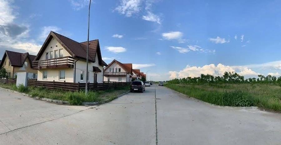 Casă individuală cu 4 camere cu Canalizare în Mihăilești