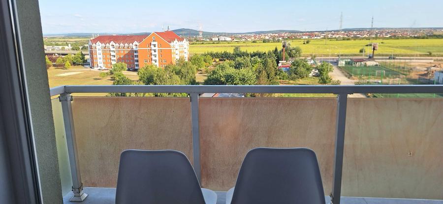 Apartament cu 2 camere decomandat în Sânmartin