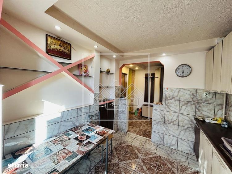 Apartament cu 2 camere decomandat în Terezian