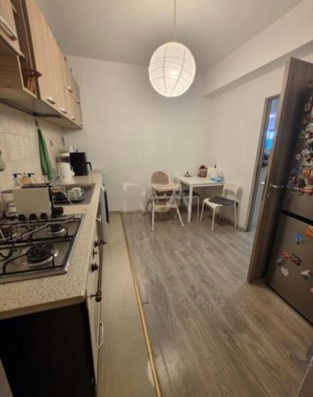Apartament cu 3 camere decomandat, mobilat în Bucureștii Noi