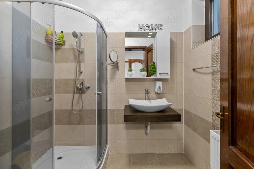Casă cu 5 camere cu Teren 1650 Mp în Sânpetru