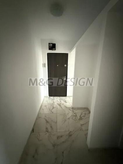 Apartament cu 2 camere semidecomandat în Girocului