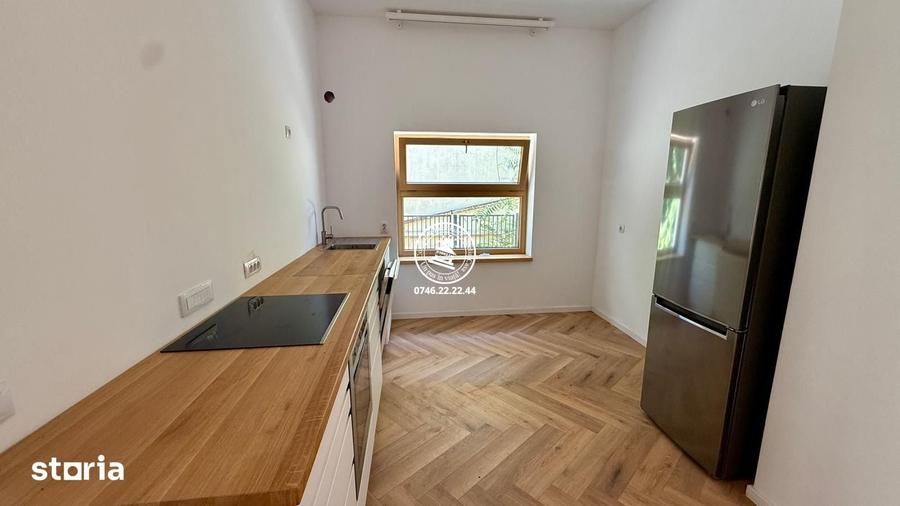 Casă cu 2 camere cu Teren 300 Mp în Central