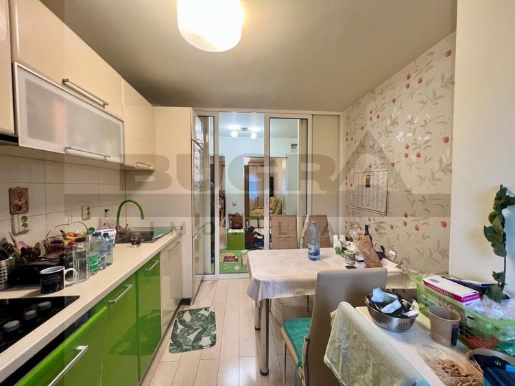 Apartament cu 4 camere decomandat, mobilat în Plopilor