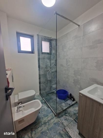 Casă cu 3 camere cu Teren 1000 Mp în Central
