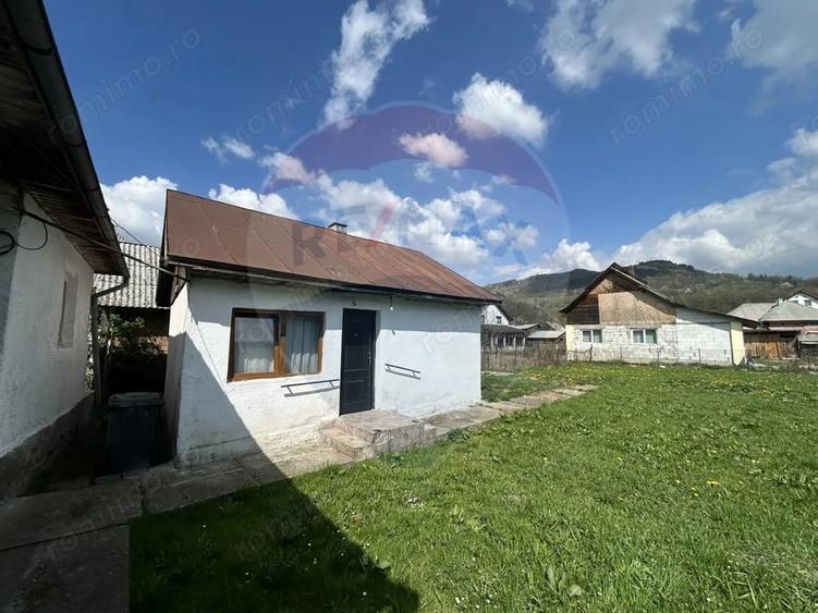 Casă cu Teren 590 Mp în Vișeu de Jos