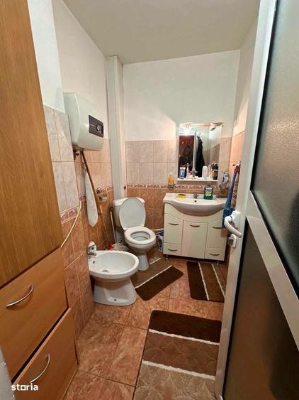 Apartament cu 4 camere decomandat în Central