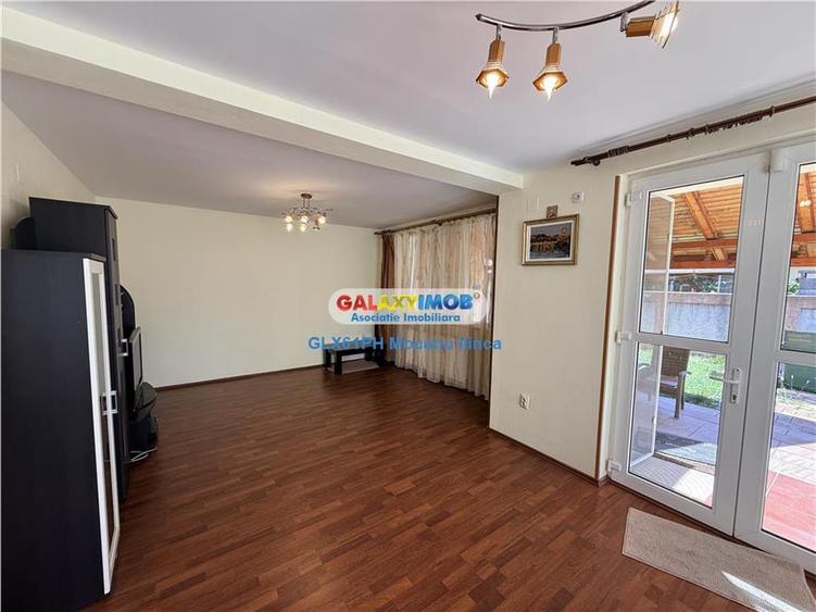 Casă cu 4 camere cu Teren 300 Mp în Exterior Nord