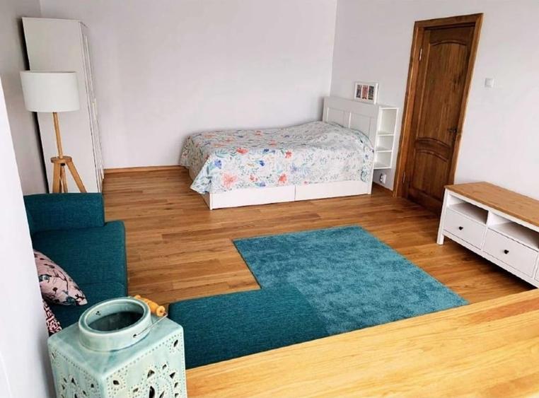 Garsonieră decomandată, mobilată în Decebal