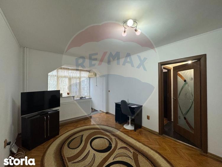 Apartament cu 2 camere, mobilat în Rovine