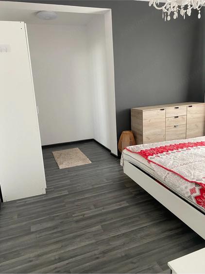 Apartament cu 2 camere decomandat în Giarmata