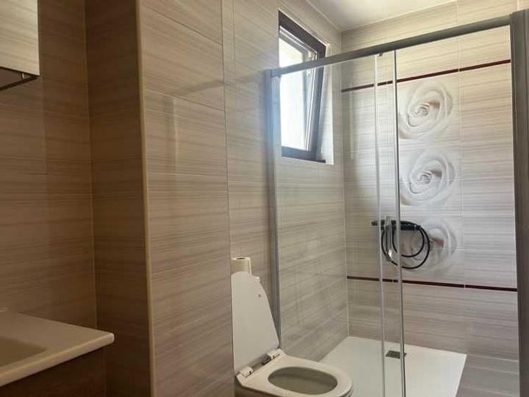 Casă cu 3 camere cu Teren 200 Mp în Central