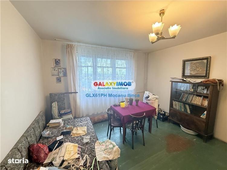 Apartament cu 3 camere semidecomandat în Cina