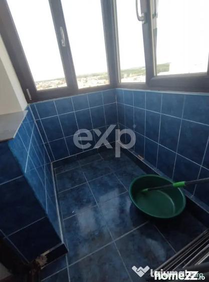 Apartament cu 3 camere decomandat în Găvana