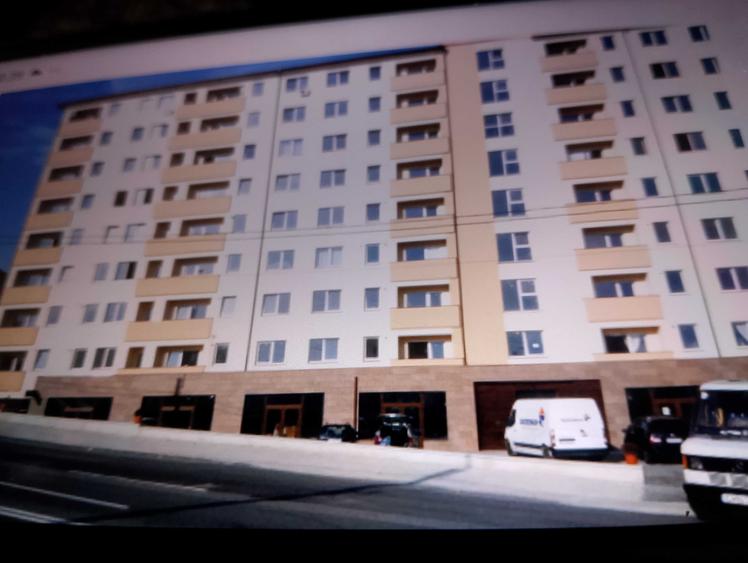 Inchiriez apartament - 1