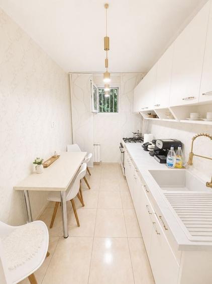 Apartament cu 2 camere semidecomandat în Dristor