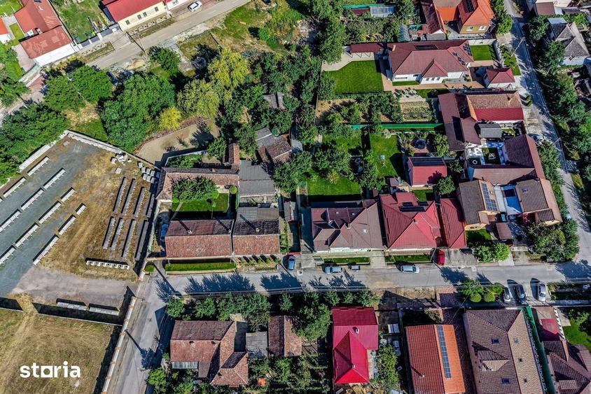 Casă cu 3 camere cu Teren 330 Mp în Central