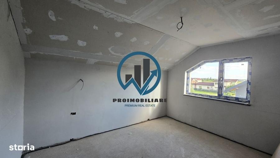 Apartament cu 3 camere în Craiovei