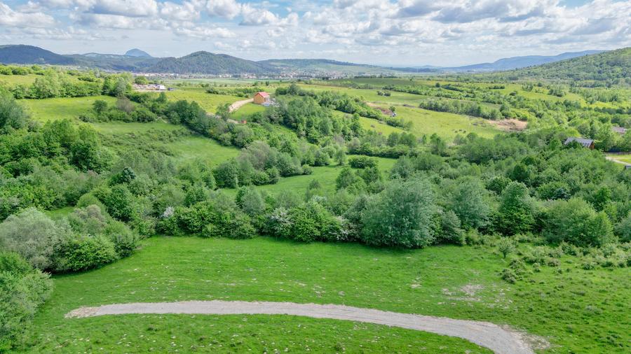 Teren Construcții intravilan de 500 mp, în Bran