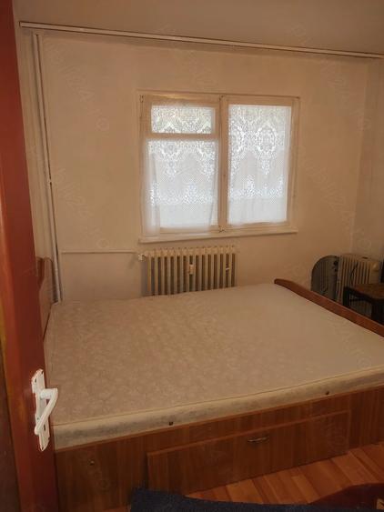 Persoana fizica vand apartament 2camere,parter - 7