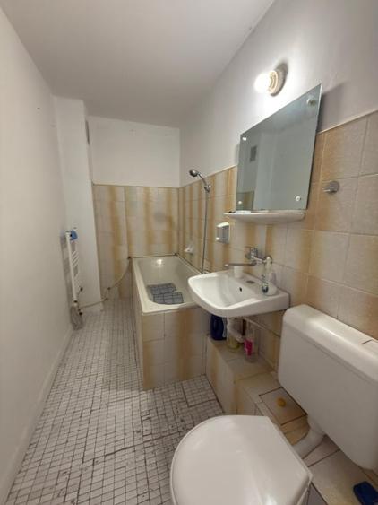 Apartament cu 2 camere decomandat în Cantacuzino