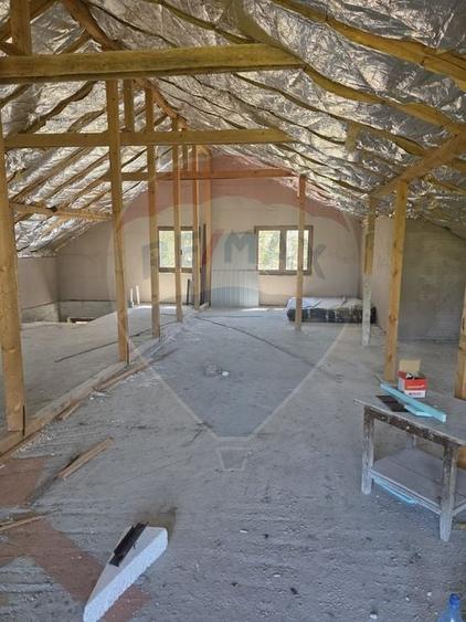 Casă individuală cu 6 camere cu Teren 1562 Mp în Snagov