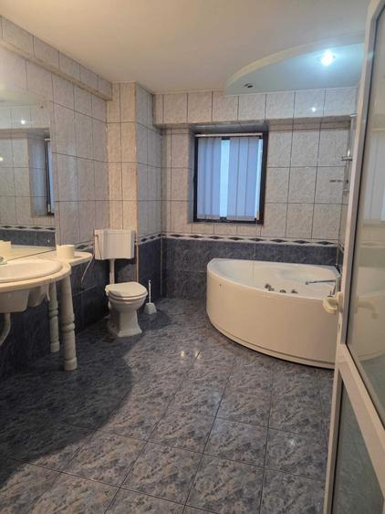 Casă cu 3 camere cu Teren 348 Mp în Exterior Vest