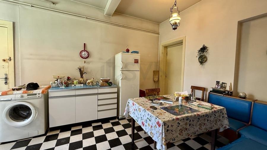 Apartament cu 3 camere decomandat în Dacia