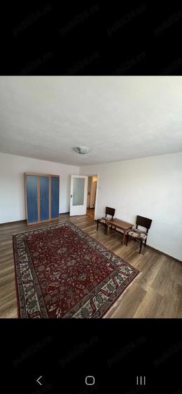 Apartament cu 3 camere decomandat în Militari