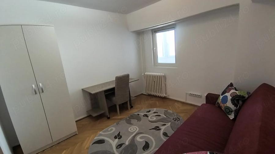 Apartament cu 4 camere decomandat în 1 Mai