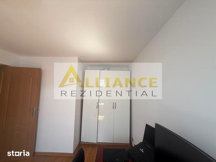 Apartament cu 3 camere în Berceni